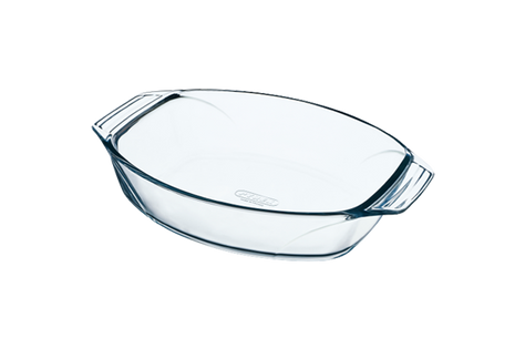 Oval glass baking dish with large handles